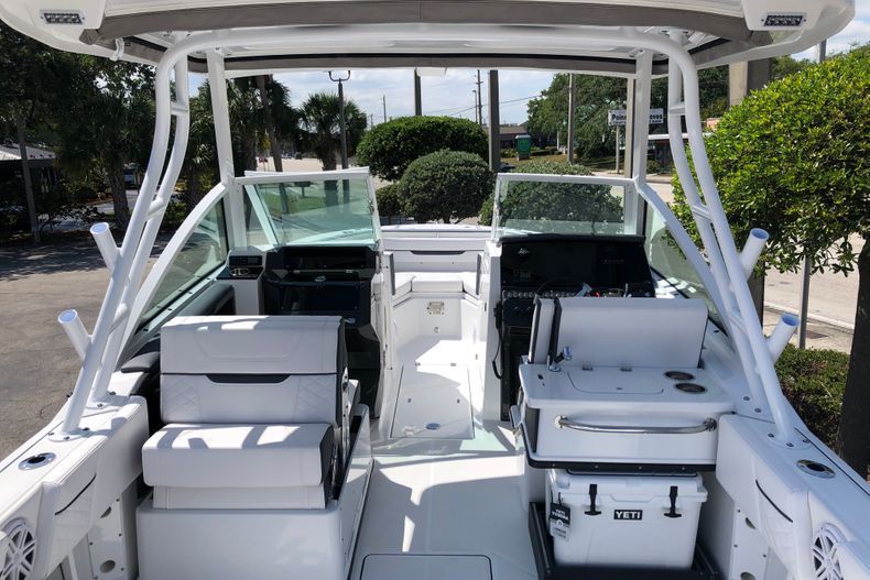 Thumbnail 5 for Used 2021 Blackfin 252DC boat for sale in West Palm Beach, FL