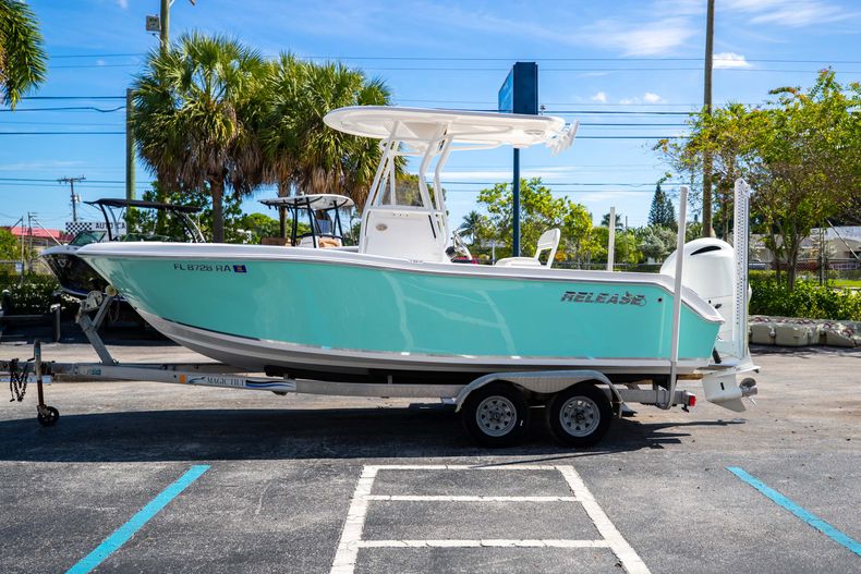 Thumbnail 6 for Used 2016 Release 208 RX Center Console boat for sale in West Palm Beach, FL