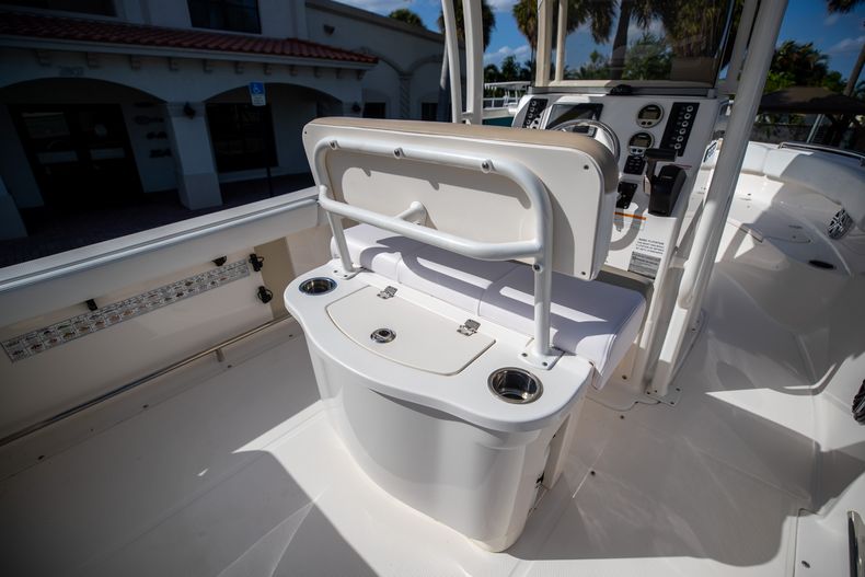 Thumbnail 18 for Used 2018 Robalo R222 Center Console boat for sale in West Palm Beach, FL
