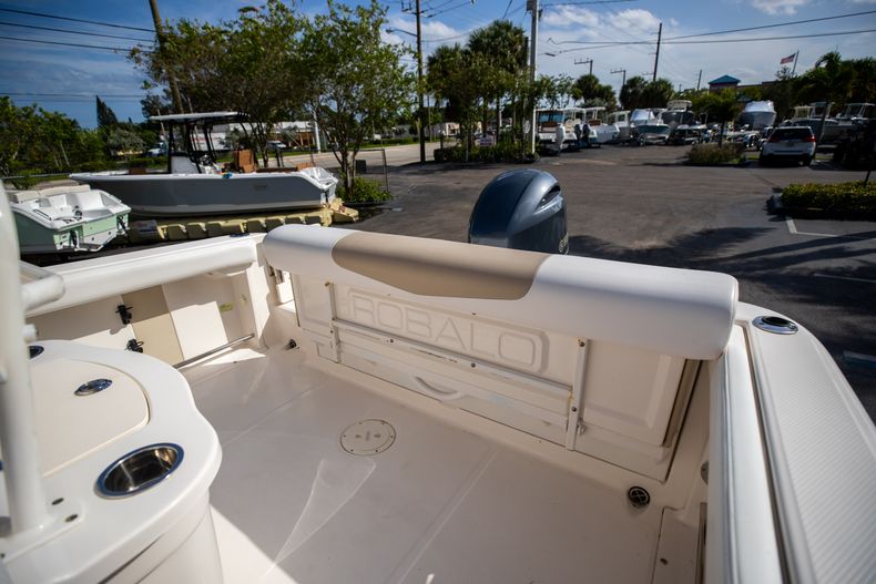 Thumbnail 15 for Used 2018 Robalo R222 Center Console boat for sale in West Palm Beach, FL