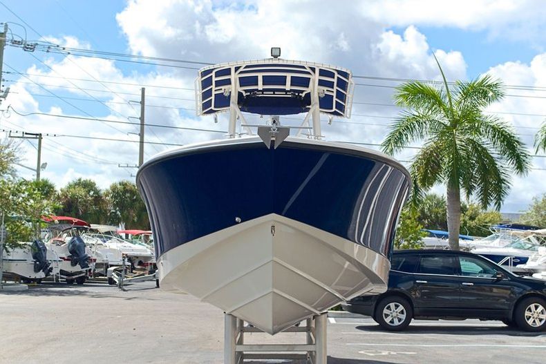 Thumbnail 2 for Used 2004 Edgewater 265 Center Console boat for sale in West Palm Beach, FL