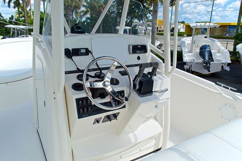 Thumbnail 49 for Used 2004 Edgewater 265 Center Console boat for sale in West Palm Beach, FL