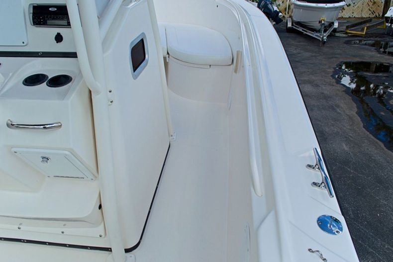 Thumbnail 60 for Used 2004 Edgewater 265 Center Console boat for sale in West Palm Beach, FL