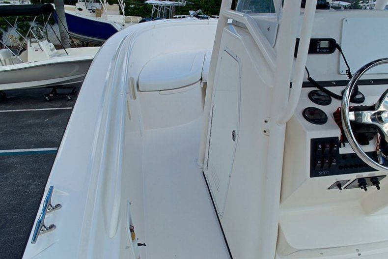 Thumbnail 61 for Used 2004 Edgewater 265 Center Console boat for sale in West Palm Beach, FL