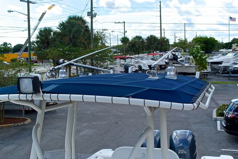 Thumbnail 77 for Used 2004 Edgewater 265 Center Console boat for sale in West Palm Beach, FL