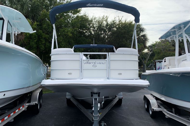 Thumbnail 3 for New 2022 Hurricane FunDeck FD2360 SB OB boat for sale in West Palm Beach, FL