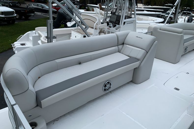 Thumbnail 5 for New 2022 Hurricane FunDeck FD2360 SB OB boat for sale in West Palm Beach, FL