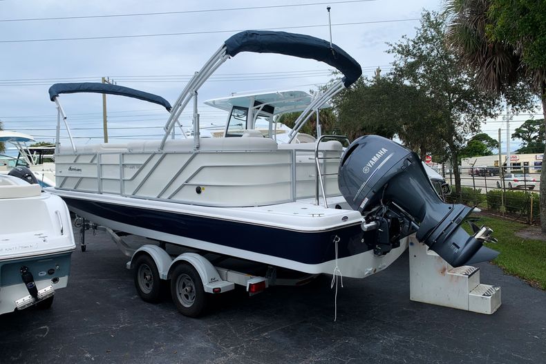 Thumbnail 0 for New 2022 Hurricane FunDeck FD2360 SB OB boat for sale in West Palm Beach, FL
