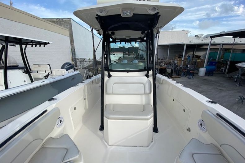 Thumbnail 10 for Used 2015 Wellcraft 30 Tournament boat for sale in Aventura, FL