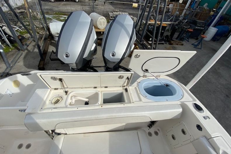 Thumbnail 8 for Used 2015 Wellcraft 30 Tournament boat for sale in Aventura, FL