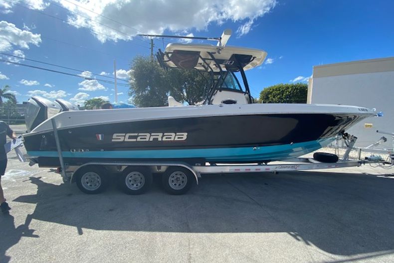 Thumbnail 2 for Used 2015 Wellcraft 30 Tournament boat for sale in Aventura, FL