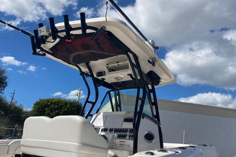 Thumbnail 4 for Used 2015 Wellcraft 30 Tournament boat for sale in Aventura, FL