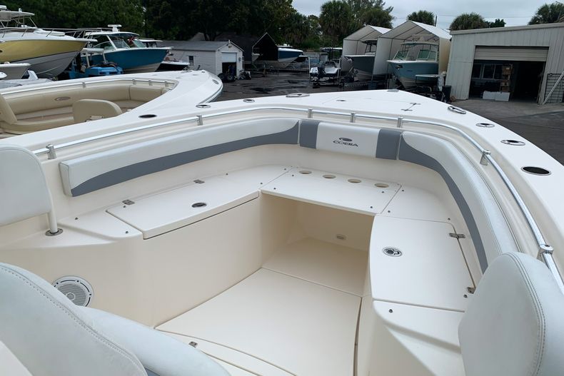 Thumbnail 7 for Used 2019 Cobia 301 CC boat for sale in Islamorada, FL