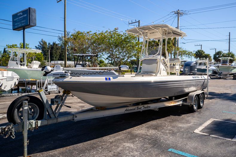Thumbnail 4 for Used 2016 Skeeter SX240 boat for sale in West Palm Beach, FL