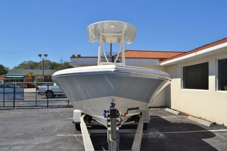 Thumbnail 2 for New 2016 Pathfinder 2600 HPS Bay Boat boat for sale in Vero Beach, FL