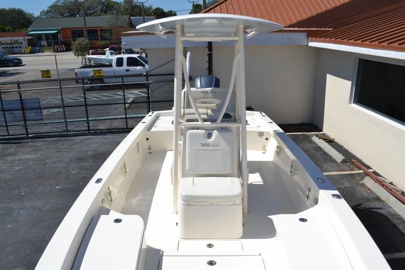 Thumbnail 14 for New 2016 Pathfinder 2600 HPS Bay Boat boat for sale in Vero Beach, FL