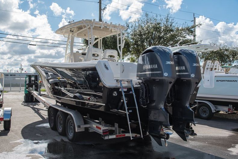 Thumbnail 1 for New 2016 Sailfish 320 CC Center Console boat for sale in West Palm Beach, FL