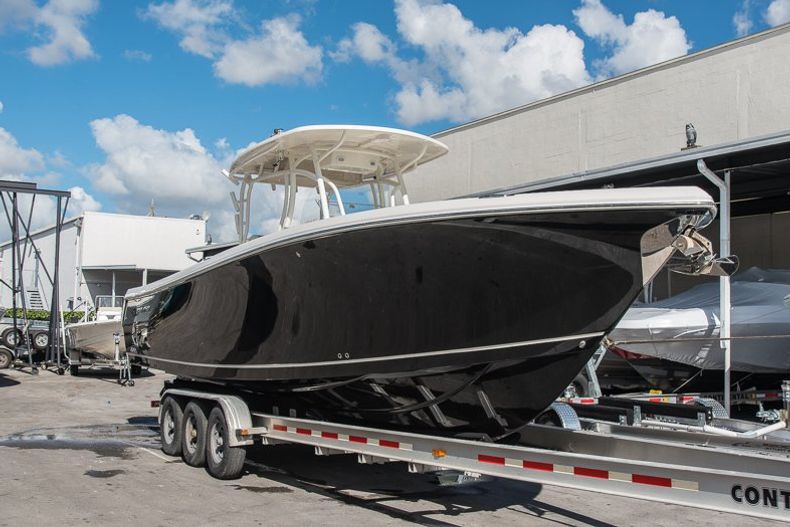 Thumbnail 6 for New 2016 Sailfish 320 CC Center Console boat for sale in West Palm Beach, FL