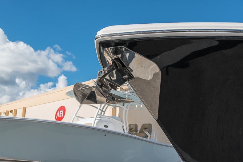 Thumbnail 9 for New 2016 Sailfish 320 CC Center Console boat for sale in West Palm Beach, FL