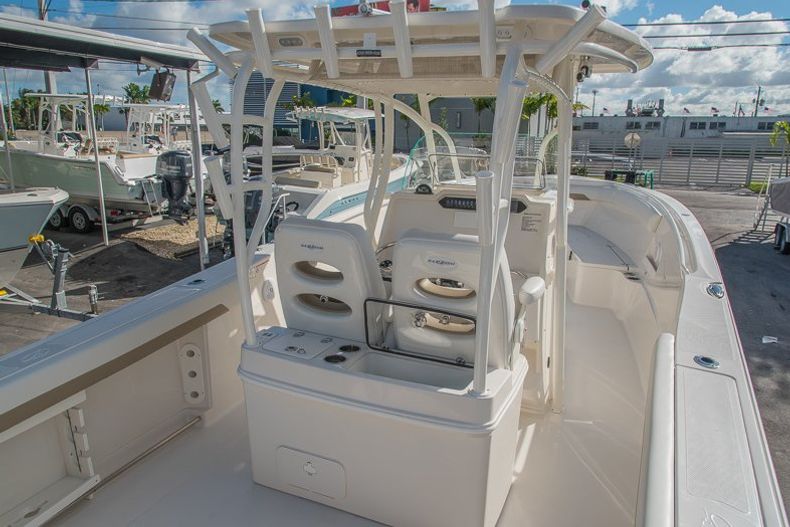 Thumbnail 25 for New 2016 Sailfish 320 CC Center Console boat for sale in West Palm Beach, FL