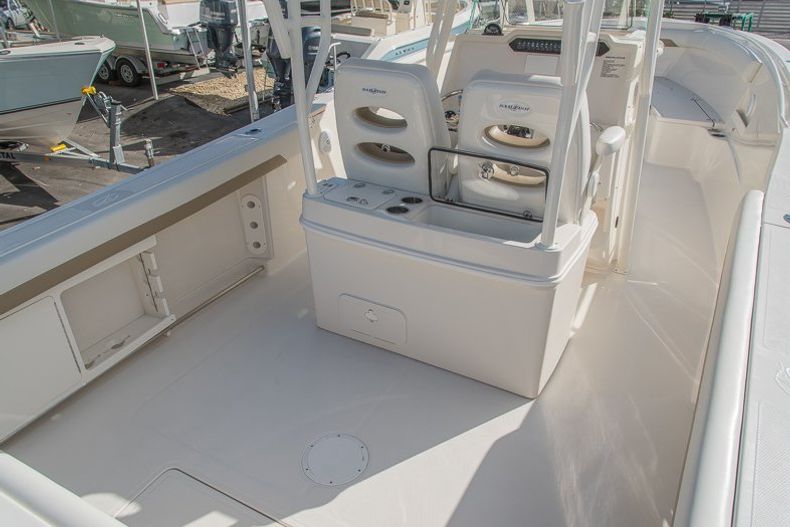 Thumbnail 26 for New 2016 Sailfish 320 CC Center Console boat for sale in West Palm Beach, FL