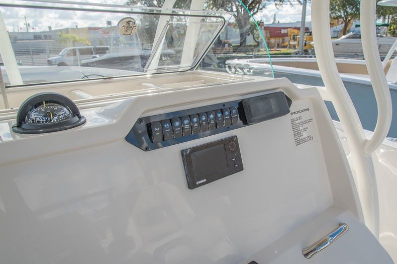 Thumbnail 40 for New 2016 Sailfish 320 CC Center Console boat for sale in West Palm Beach, FL
