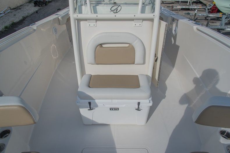 Thumbnail 45 for New 2016 Sailfish 320 CC Center Console boat for sale in West Palm Beach, FL