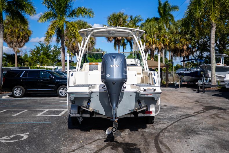 Thumbnail 9 for Used 2020 Cobia 240 DC boat for sale in West Palm Beach, FL