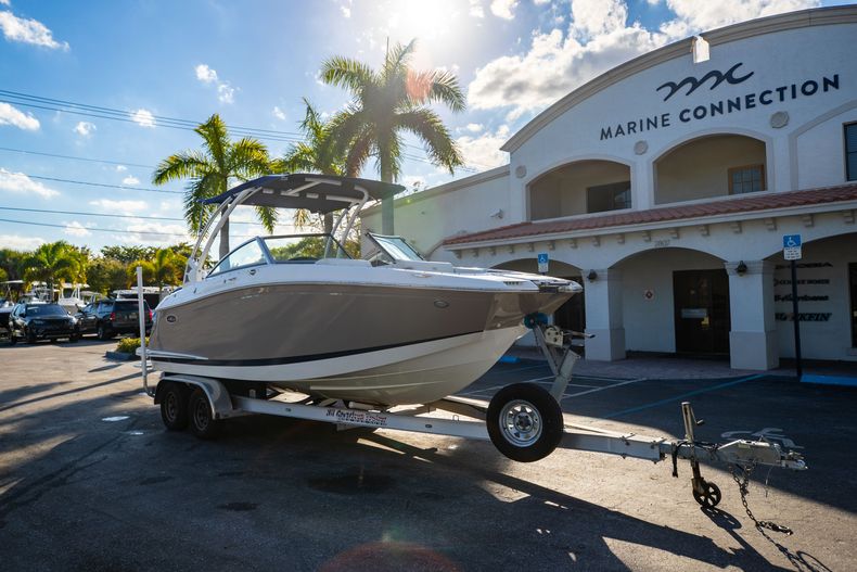 Thumbnail 1 for Used 2019 Cobalt 23SC boat for sale in West Palm Beach, FL