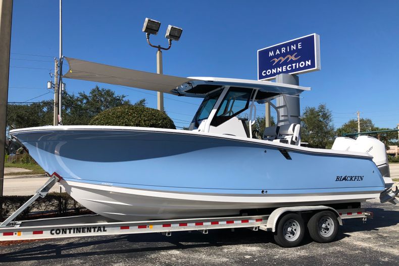 Thumbnail 39 for New 2022 Blackfin 272CC boat for sale in Vero Beach, FL