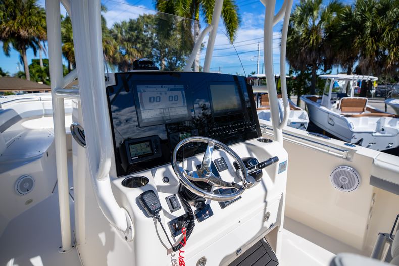 Thumbnail 36 for Used 2019 Cobia 277 CC boat for sale in West Palm Beach, FL