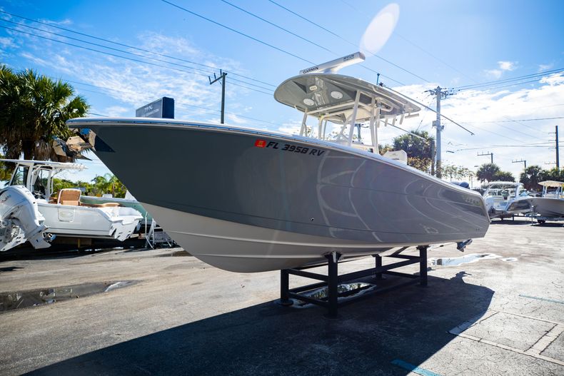 Thumbnail 4 for Used 2019 Cobia 277 CC boat for sale in West Palm Beach, FL