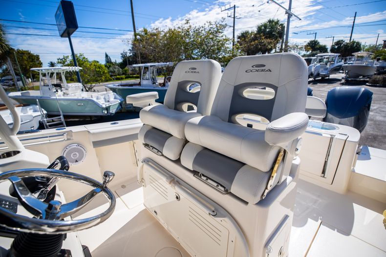 Thumbnail 39 for Used 2019 Cobia 277 CC boat for sale in West Palm Beach, FL