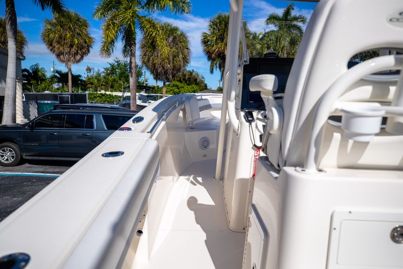 Thumbnail 23 for Used 2019 Cobia 277 CC boat for sale in West Palm Beach, FL