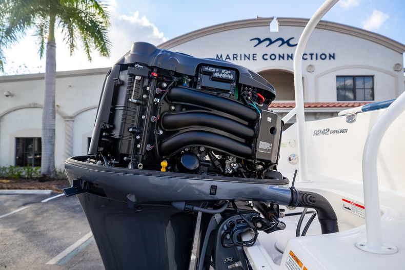Thumbnail 49 for Used 2019 Robalo R242 Center Console boat for sale in West Palm Beach, FL