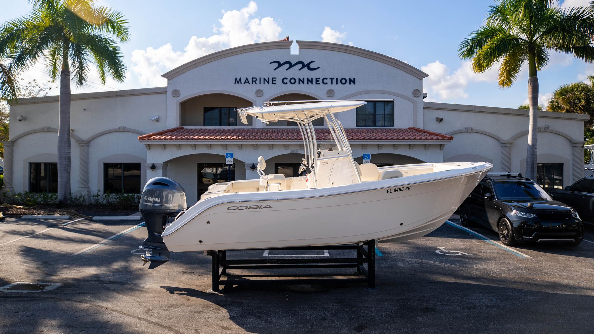 Used 2019 Cobia 220 CC #X056 image 1