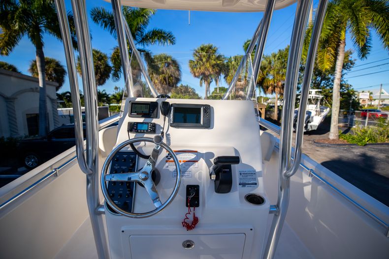 Thumbnail 23 for Used 2019 Cobia 220 CC boat for sale in West Palm Beach, FL