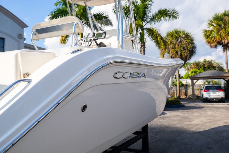 Thumbnail 11 for Used 2019 Cobia 220 CC boat for sale in West Palm Beach, FL