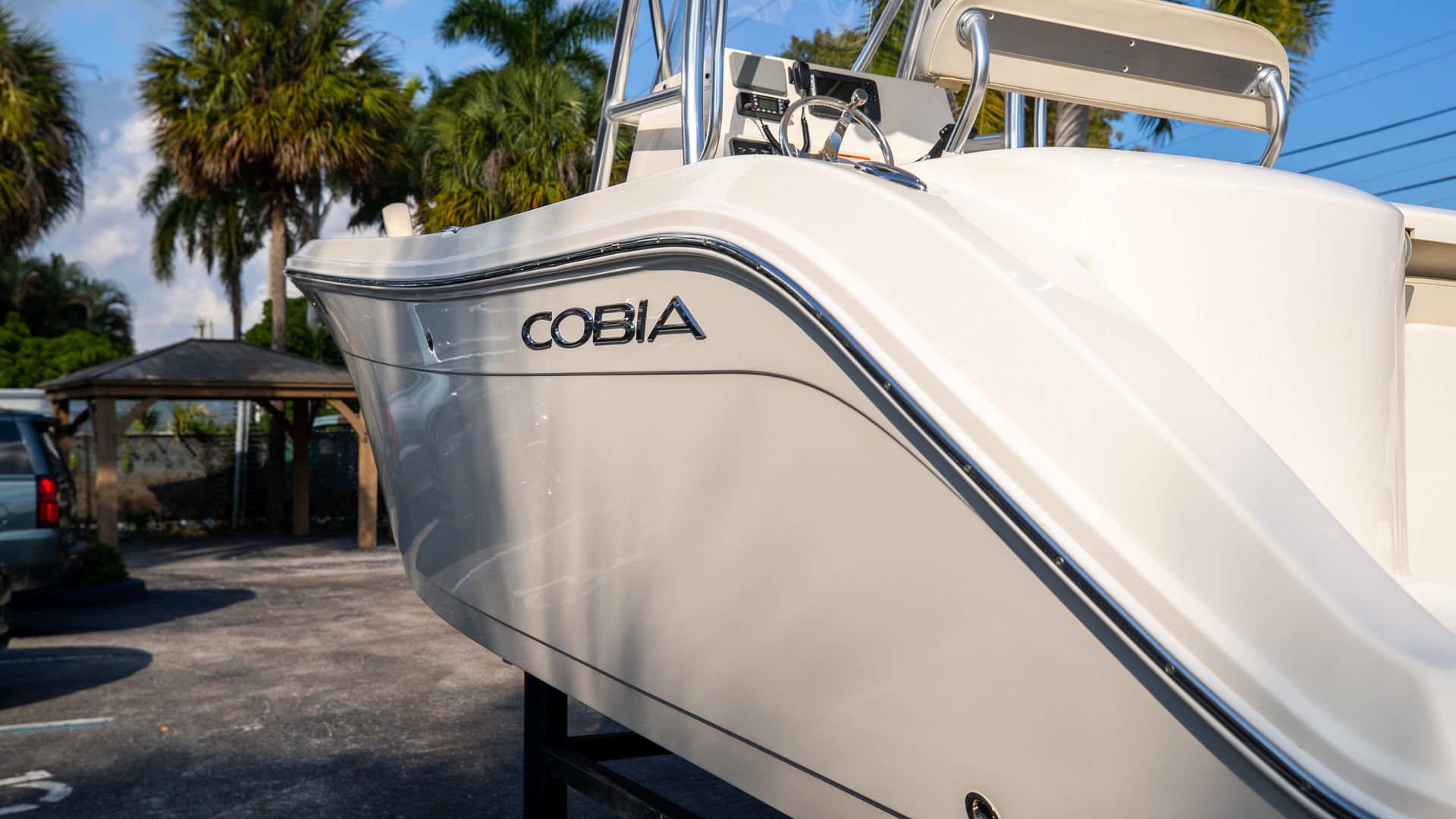 Used 2019 Cobia 220 CC #X056 image 9