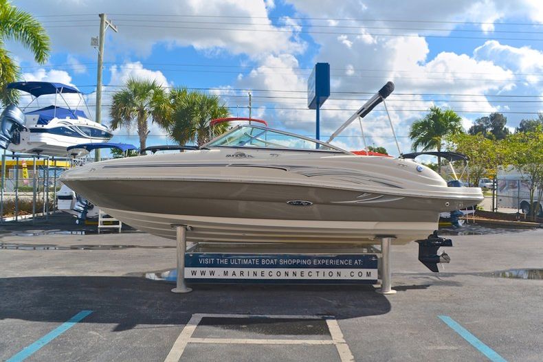 Thumbnail 5 for Used 2005 Sea Ray 200 Sundeck boat for sale in West Palm Beach, FL