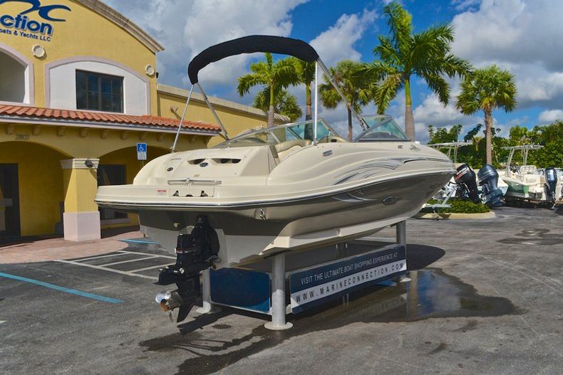 Thumbnail 8 for Used 2005 Sea Ray 200 Sundeck boat for sale in West Palm Beach, FL
