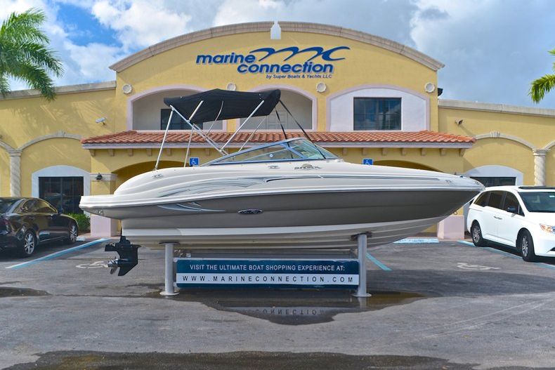 Thumbnail 9 for Used 2005 Sea Ray 200 Sundeck boat for sale in West Palm Beach, FL