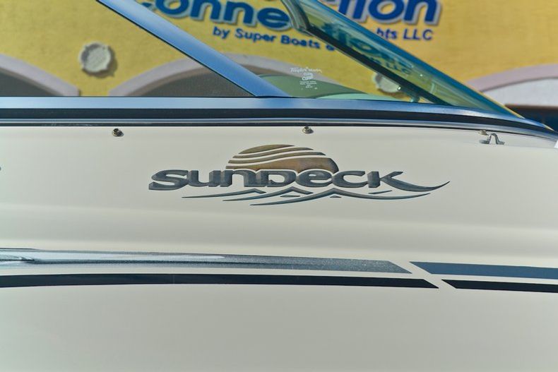 Thumbnail 20 for Used 2005 Sea Ray 200 Sundeck boat for sale in West Palm Beach, FL