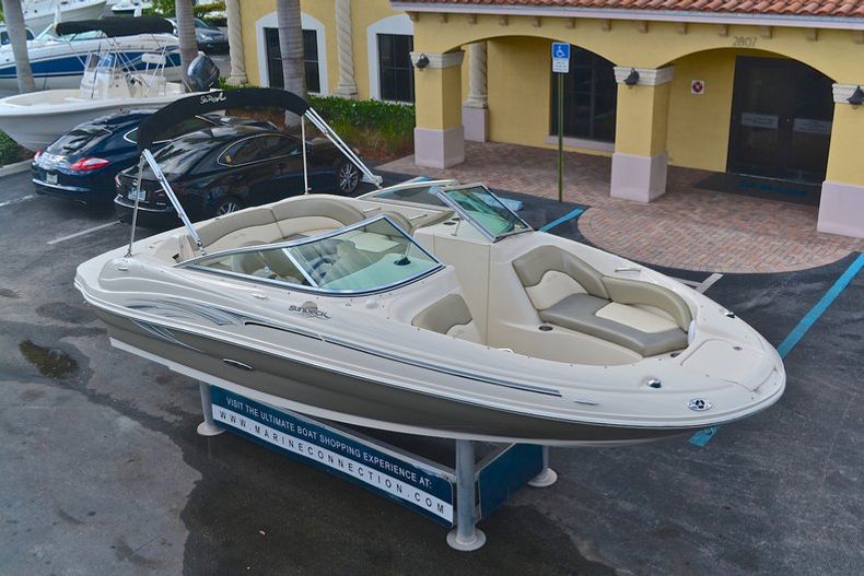 Thumbnail 79 for Used 2005 Sea Ray 200 Sundeck boat for sale in West Palm Beach, FL