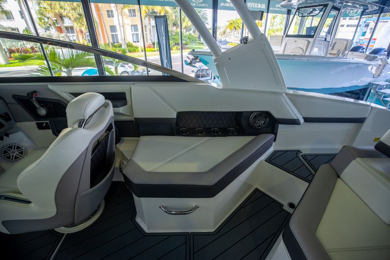 Thumbnail 23 for New 2022 Cobalt R4 OB boat for sale in West Palm Beach, FL
