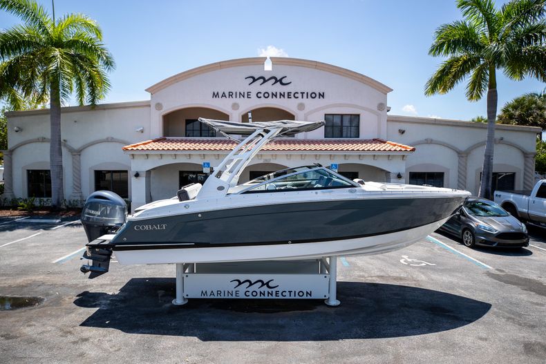 New 2022 Cobalt R4 OB boat for sale in West Palm Beach, FL