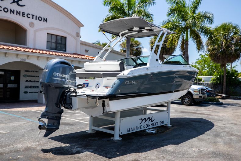 Thumbnail 7 for New 2022 Cobalt R4 OB boat for sale in West Palm Beach, FL