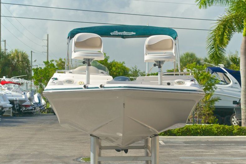 Thumbnail 2 for Used 2005 Hurricane FunDeck GS 202 OB boat for sale in West Palm Beach, FL