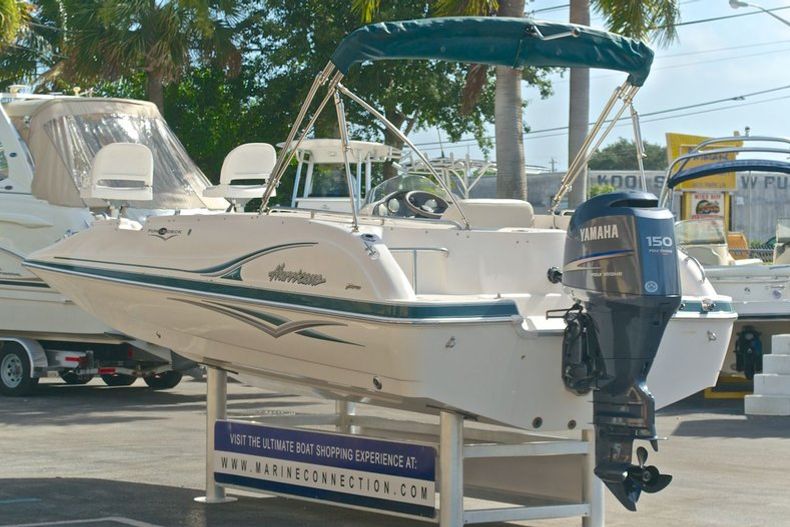Thumbnail 5 for Used 2005 Hurricane FunDeck GS 202 OB boat for sale in West Palm Beach, FL