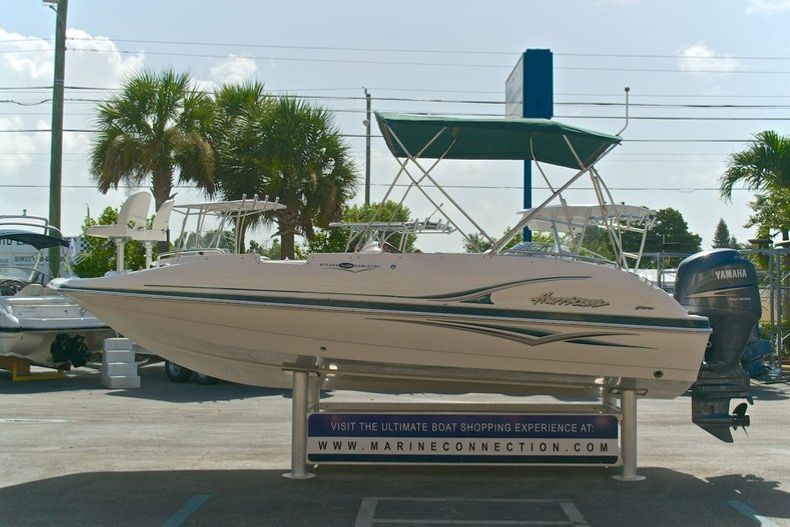 Thumbnail 15 for Used 2005 Hurricane FunDeck GS 202 OB boat for sale in West Palm Beach, FL